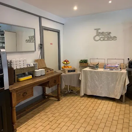 Logis - Et Restaurant L'oceana