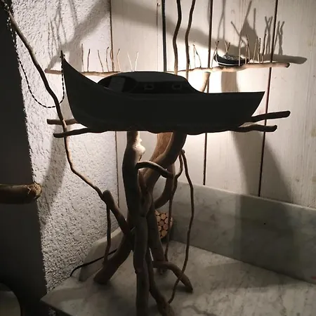 Logis - Et Restaurant L'oceana מלון
