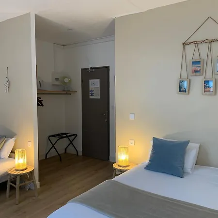 Logis - Et Restaurant L'oceana فندق