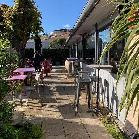 Hotel Logis Hotels - Hotel Et Restaurant L'Oceana Lanton