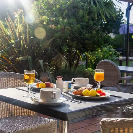 Logis Hotels - Hotel Et Restaurant L'Oceana Lanton