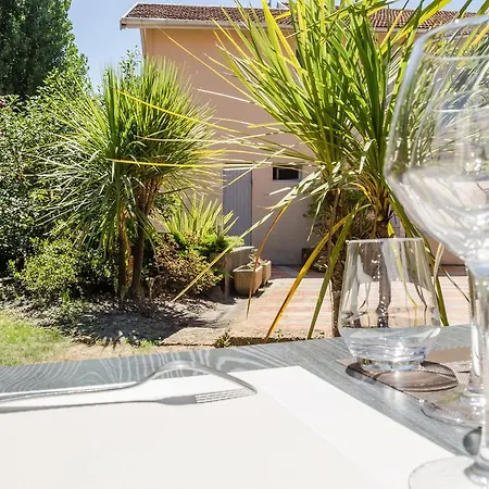 Logis - Et Restaurant L'oceana