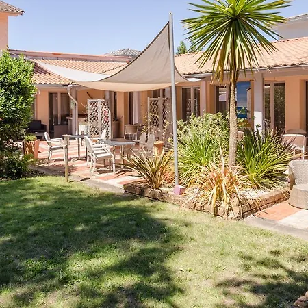 Logis - Et Restaurant L'oceana فندق لانتون