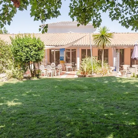 فندق Logis - Et Restaurant L'oceana