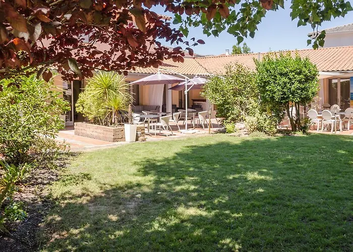 Logis - Et Restaurant L'oceana Hotel 2*